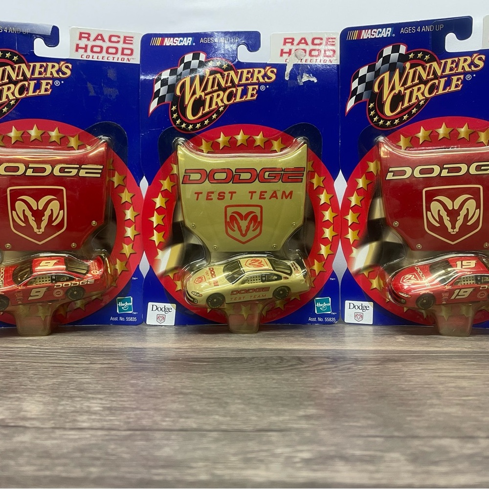 Vintage Winners Circle Dodge /Evernham Motorsports Race Cars Set